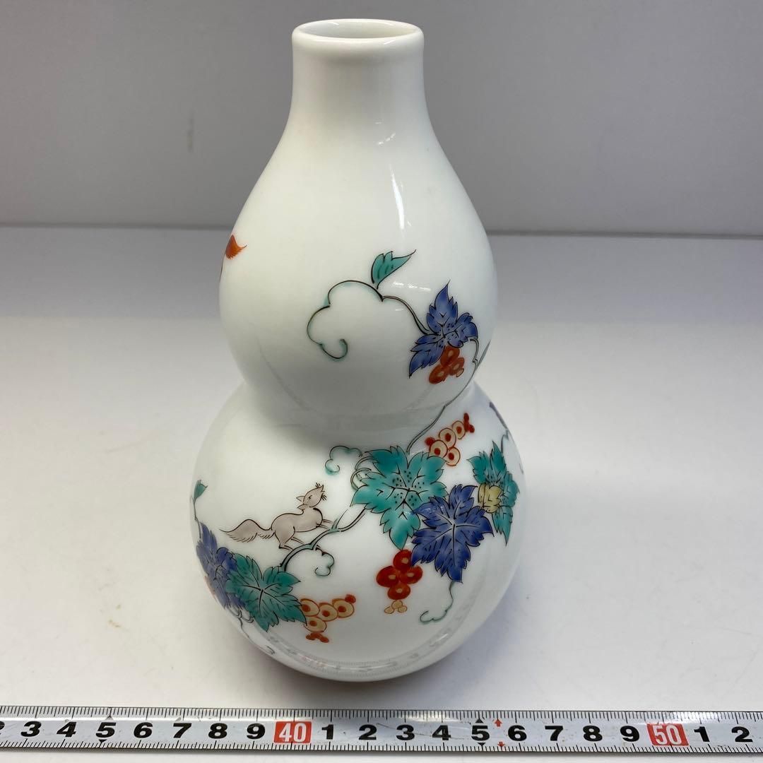 酒井田柿右衛門 きつねと紅葉の図 花瓶 高さ17㎝ 東里6-0623