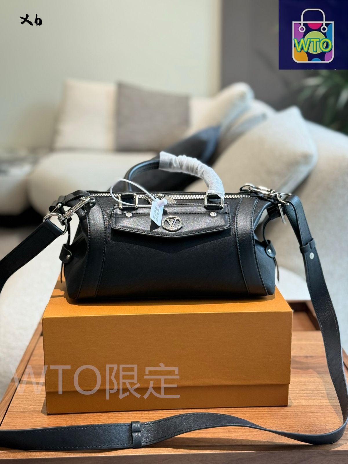 LV ルイヴィトンハンガー 7点セット 10003968_1.jpg