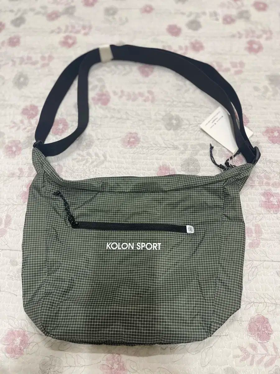 Kolon Sport コーロンスポーツ クロスパック