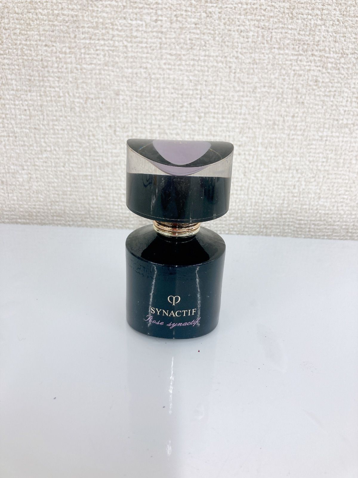 ￥ 残量8割 クレ ド ポーボーテ シナクティフ ローズシナクティフ 香水 50ml 美容品 1.5