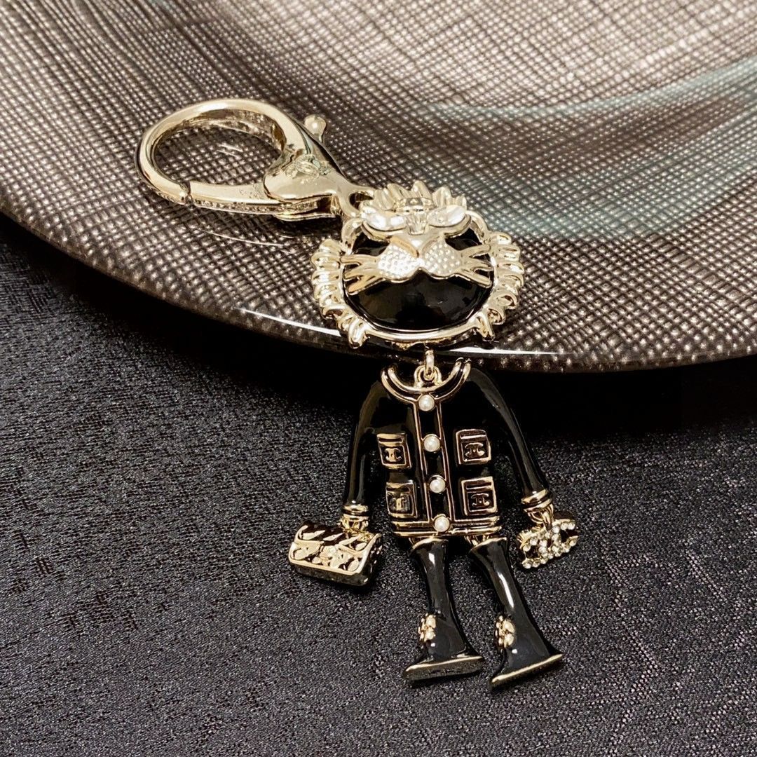 水鑽入り ライオンデザイン