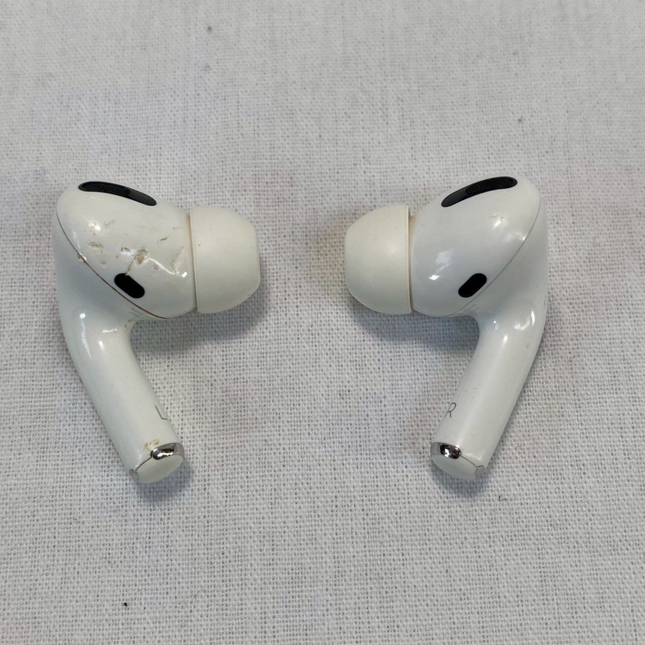 AirPods Pro 第2世代 箱付き ジャンク品 ジャンク品】AirPods/Pro/MWP22J/A/本体/充電ケース付き/通電
