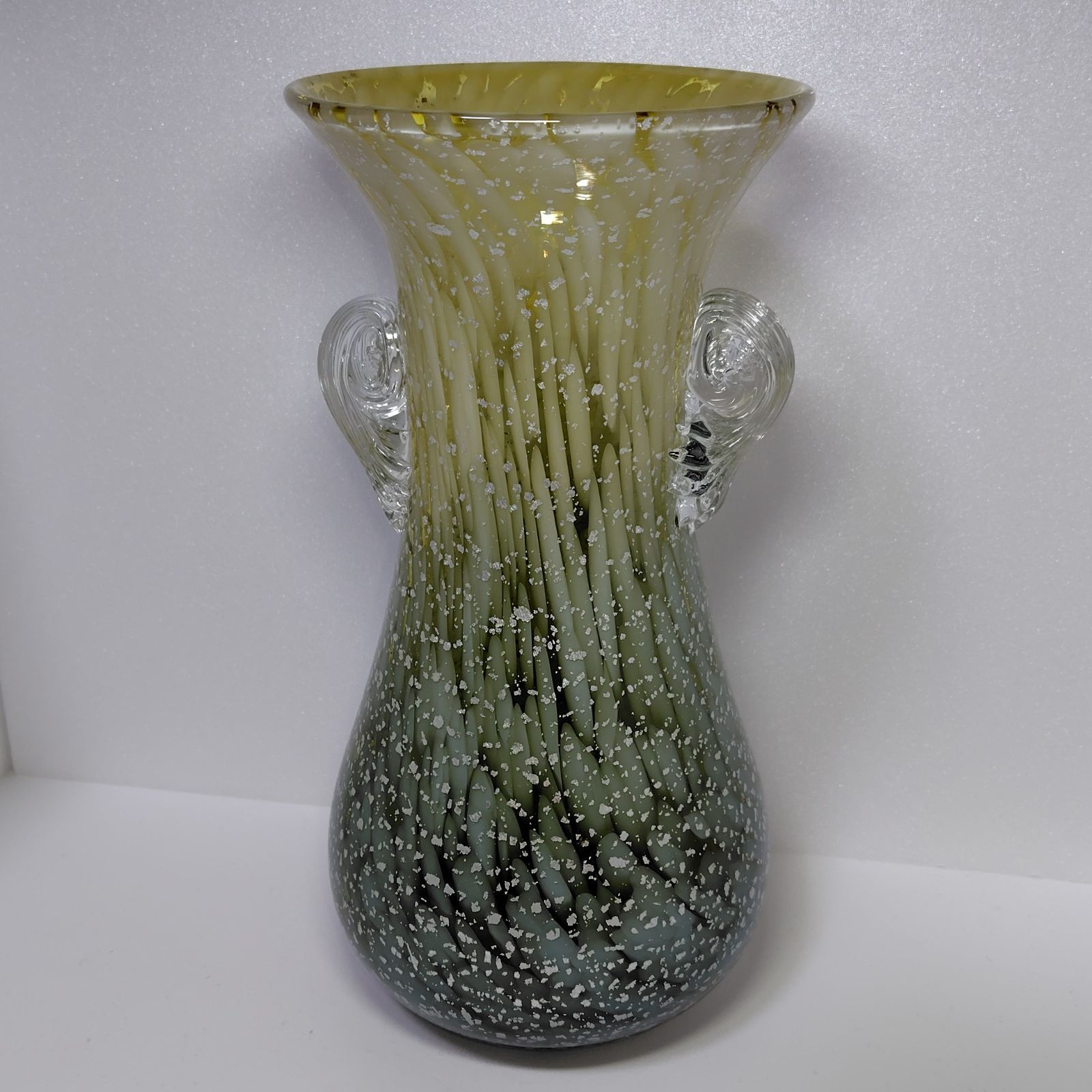 １点物希少本金使用KAMAY GALLERYカメイガラス金彩ホワイトクリアー花瓶 一点物希少本金使用KAMAY GALLERYカメイガラス金彩ホワイト