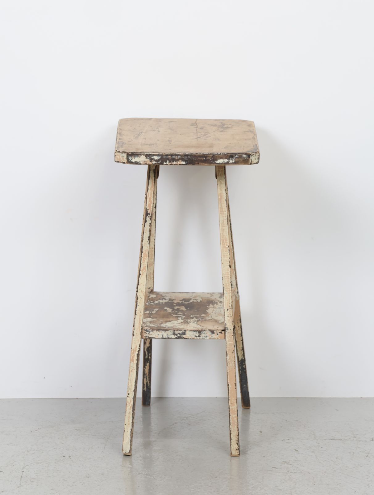 1178 小ぶりなサイドテーブル 陳列台 展示台 花台 古家具 レトロ 和