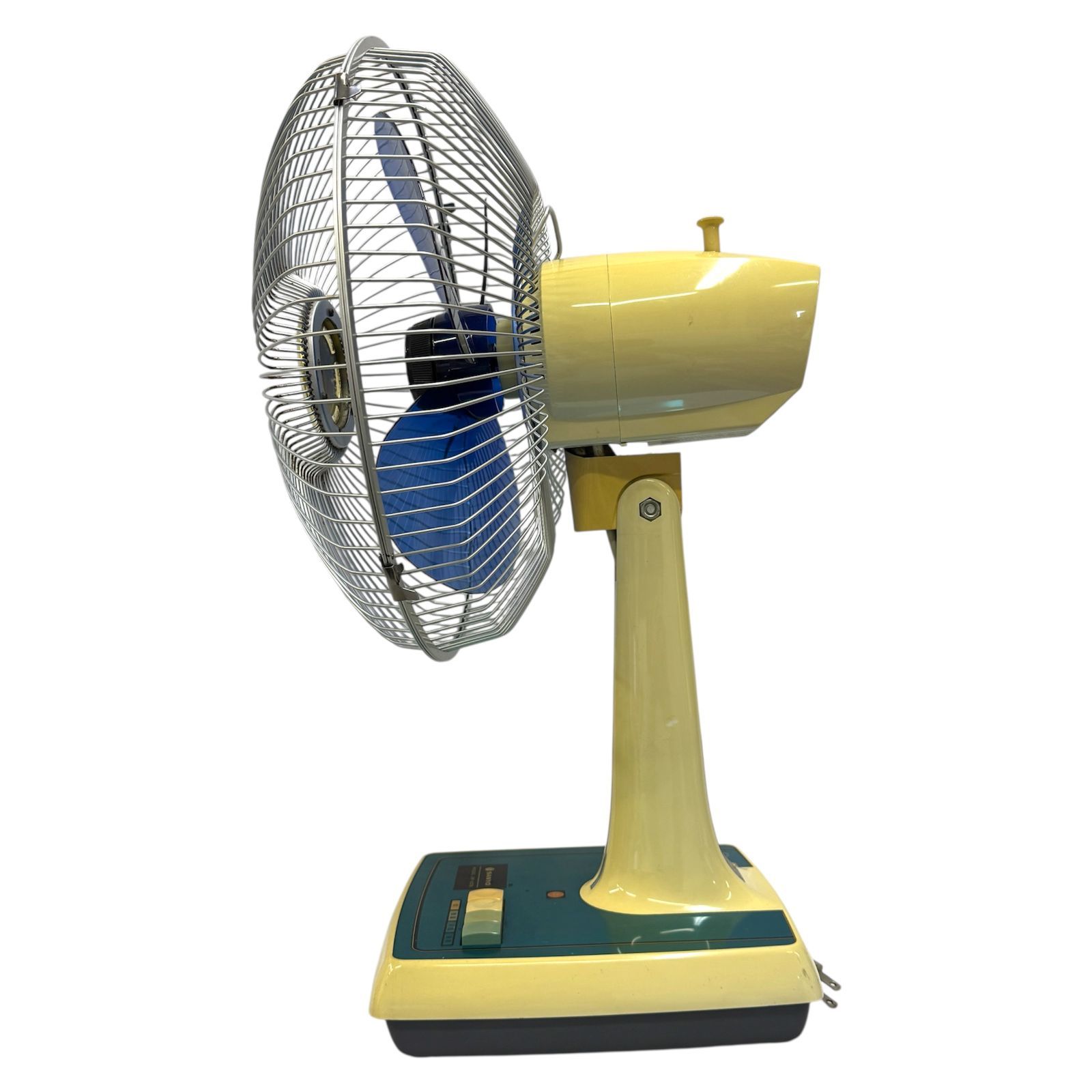 SANYO 昭和レトロ　扇風機　アンティーク　ジャンク品 サンヨー SANYO 扇風機 30cm 卓上扇 昭和レトロ家電 ヴィンテージ