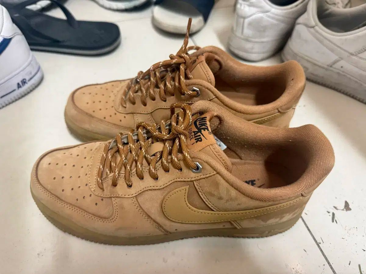 ナイキ エア フォース 1 ブラウン 265