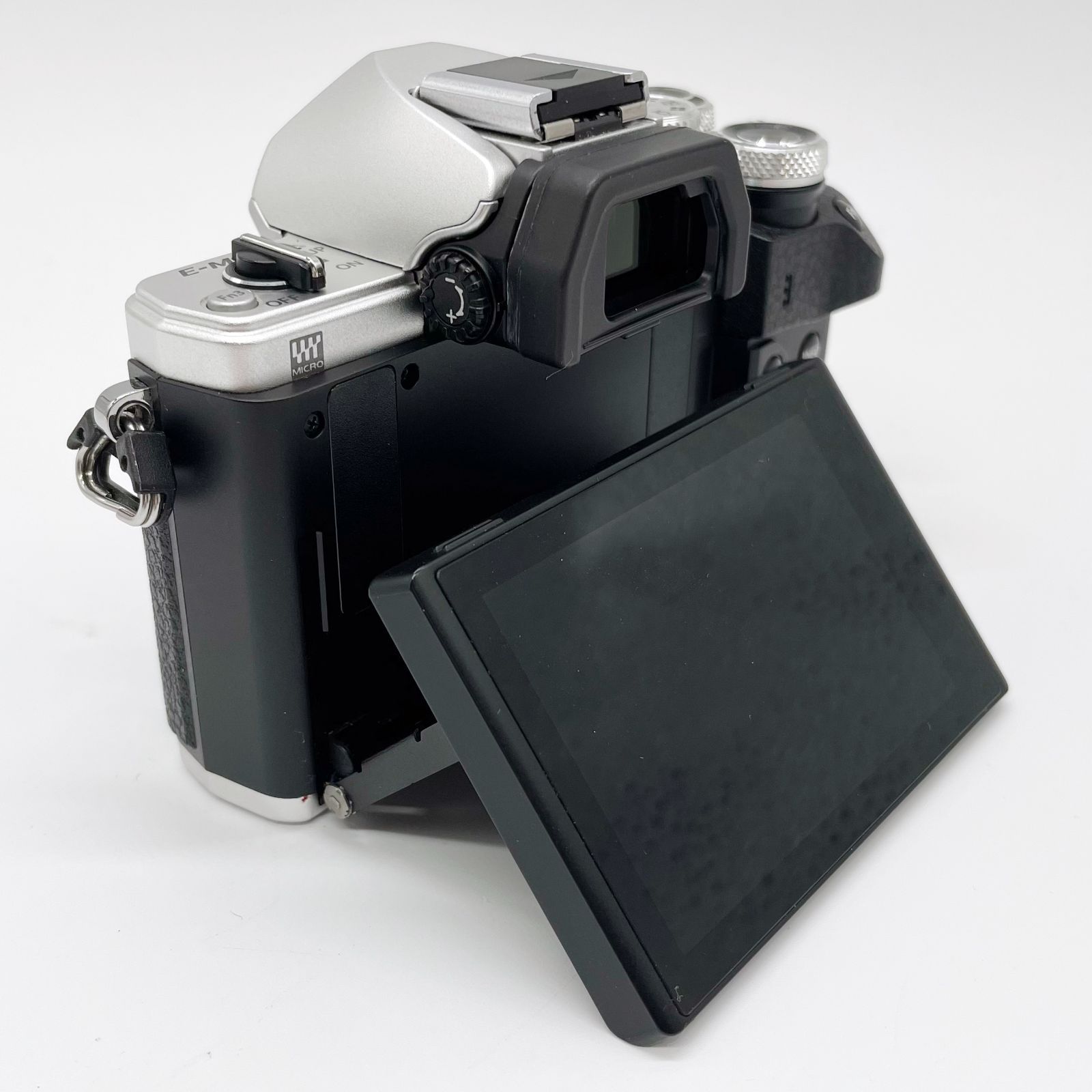 OM-D