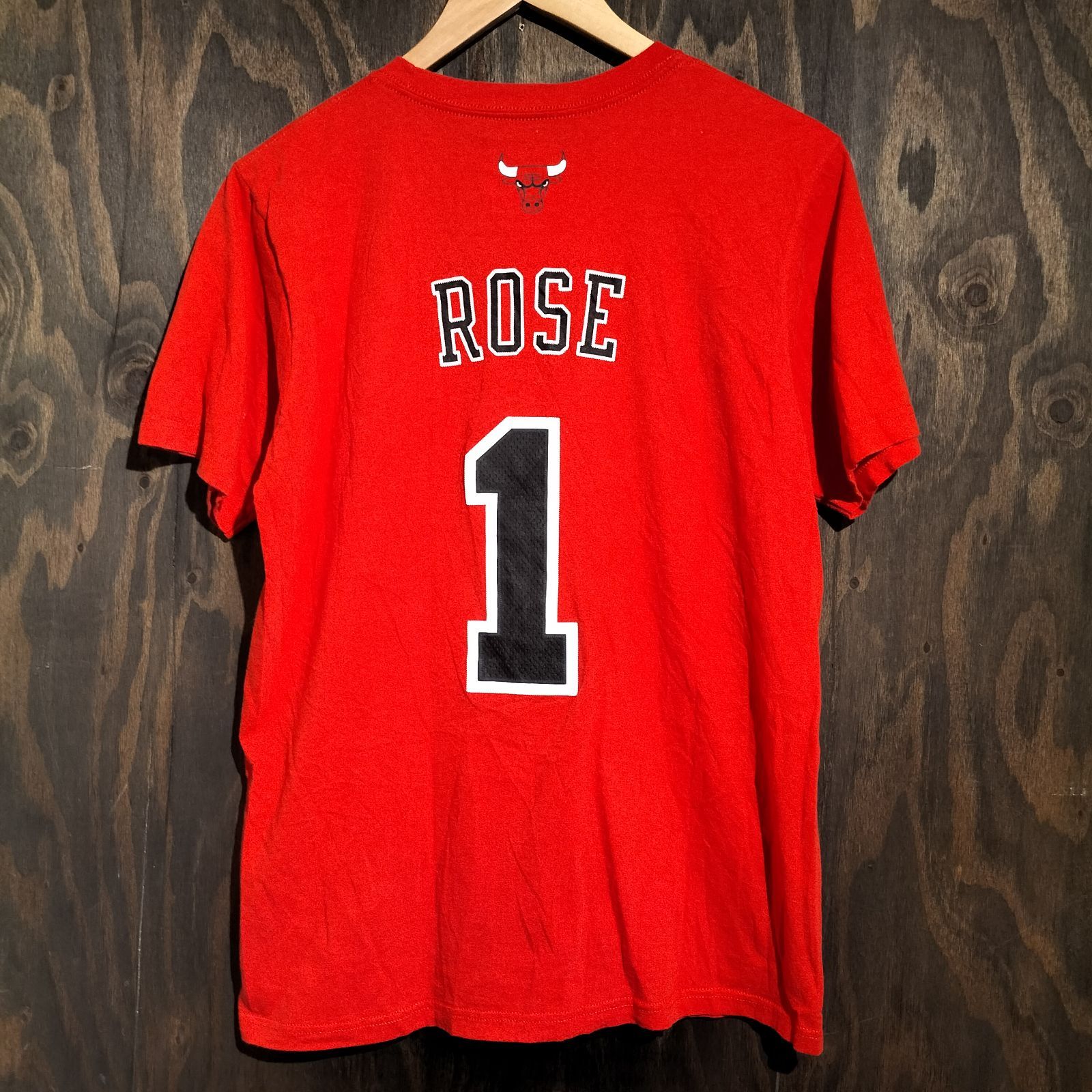 NBA シカゴ•ブルズ #1 デリック•ローズ ナンバーデザインTシャツ【永久