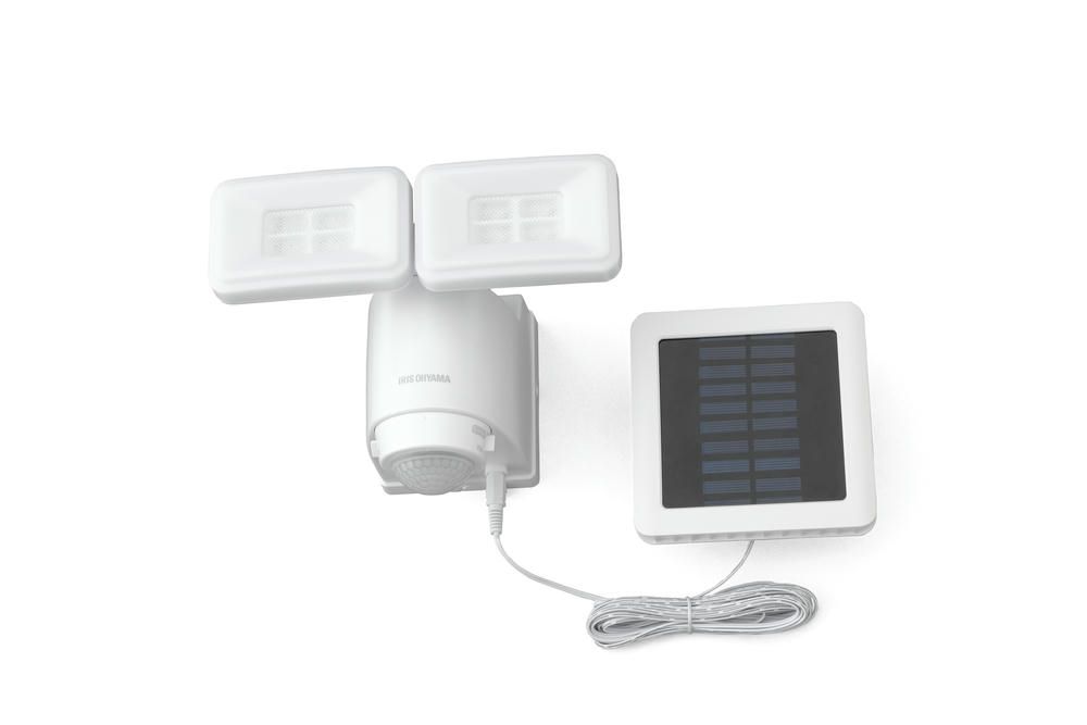 アイリスオーヤマ ソーラー発電式 LED人感センサーライト 幅約21.3×奥行約17.1×高さ約15.7cm 防水仕様 明るさ 800ルーメン 2灯式 屋内・屋外用 明りとり 防犯 パールホワイト IRIS OHYAMA LSL-SBTN-800