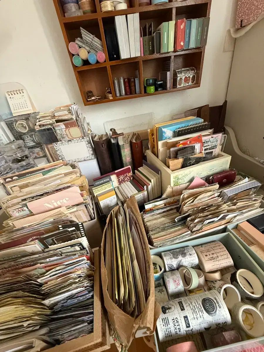 アリスアンドオリビア 定価13万円 エベリナミディラッフルドレス 刺繍