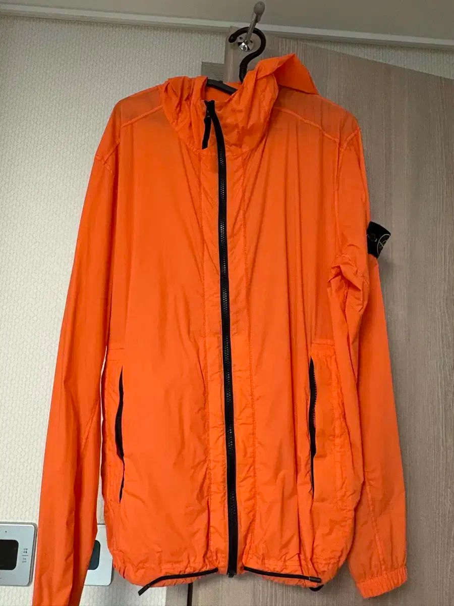 STONE ISLAND ストーンアイランド スキンタッチ L