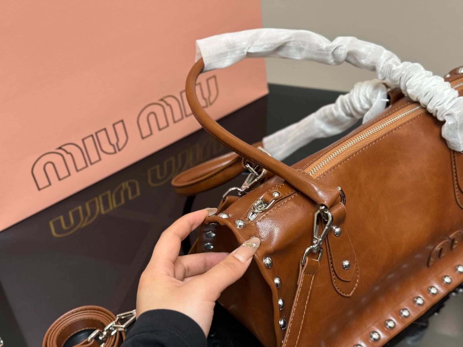 今日 MIU MIU ファジー アームバッグ 今在庫 価格-MM輸入 DECORATOM_COM_BR