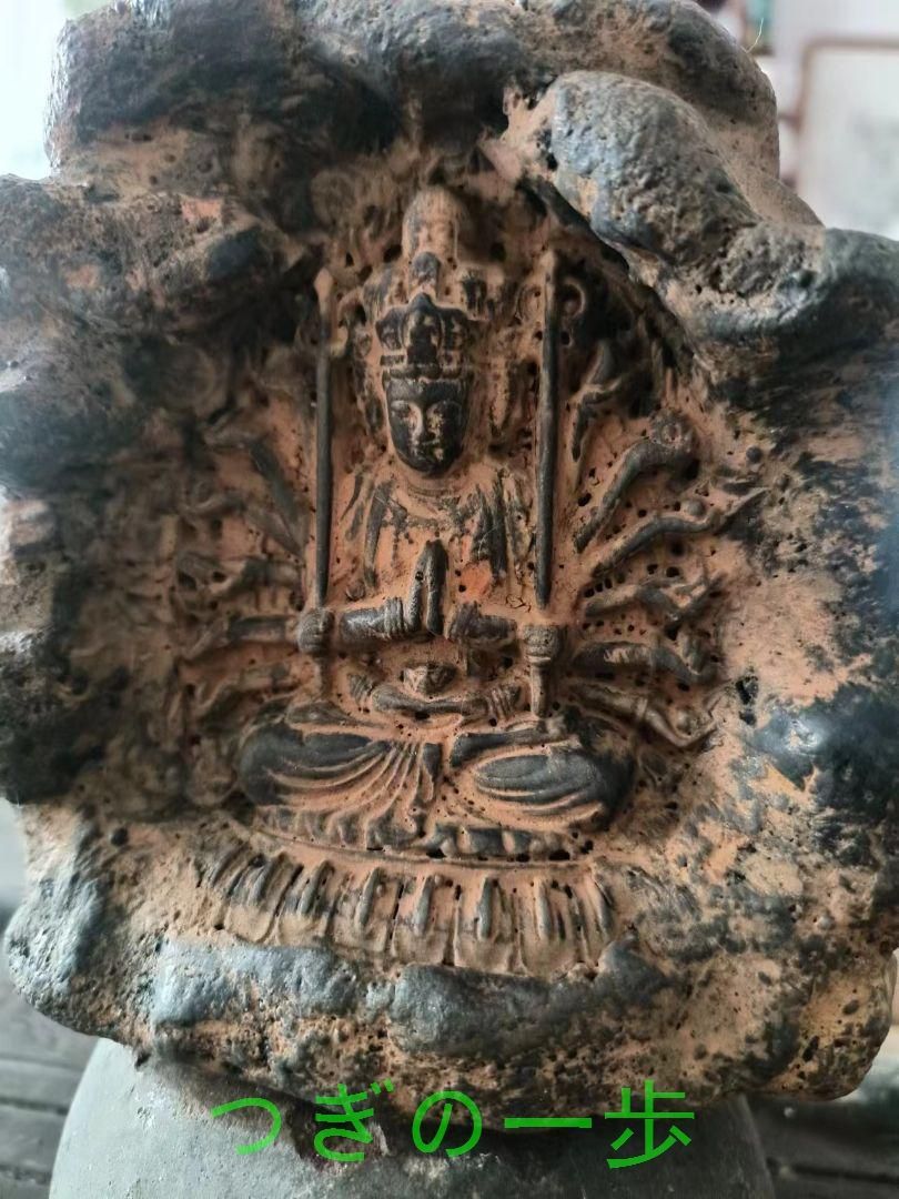石像 彫刻 地主様 茶室 客間 玄関 装飾品 工芸品 置物 石像 千手観音仏像 茶室 博古架 禅意 置物 装飾品 工芸品 - メルカリ