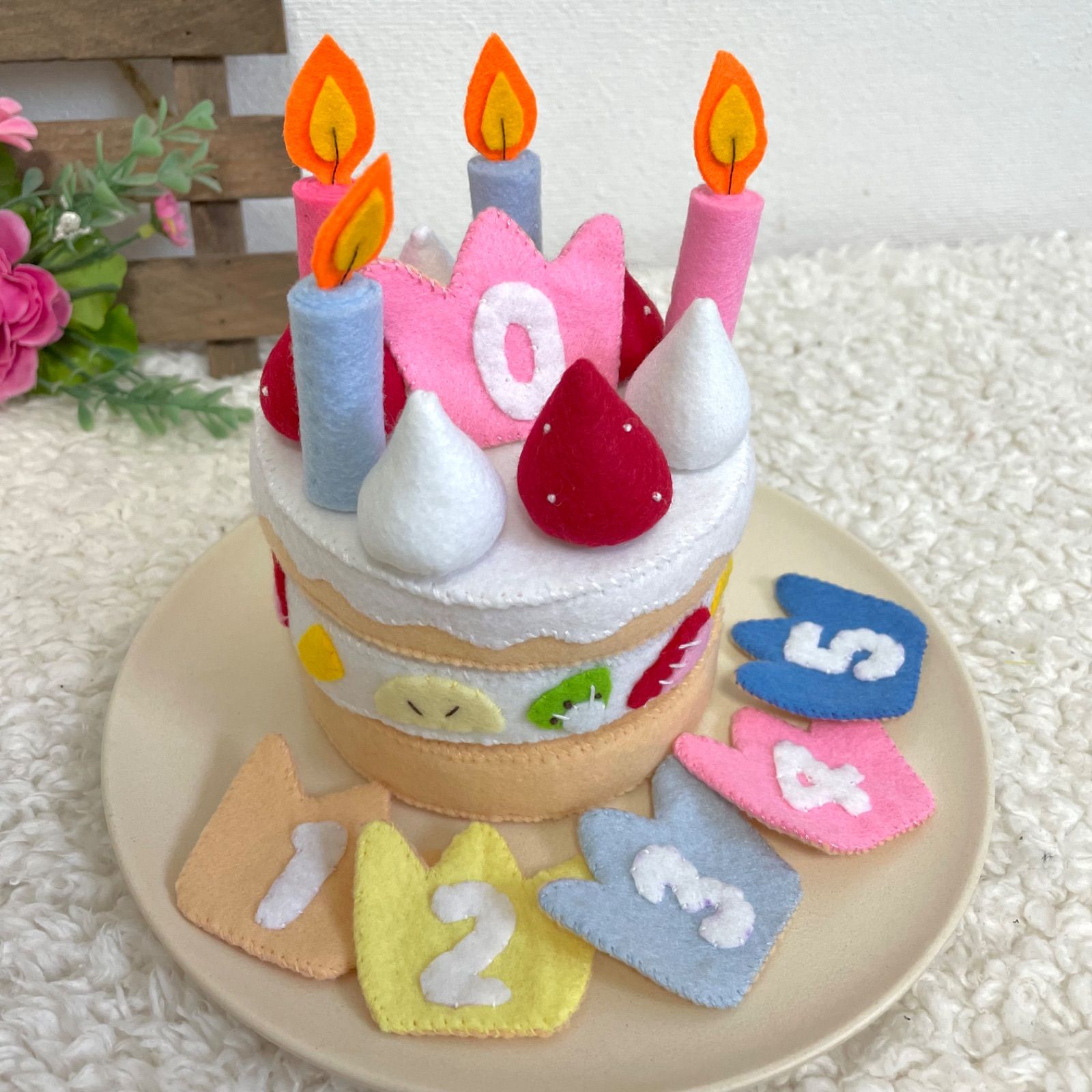 フェルトままごと お誕生日ケーキ - mochi_felt - メルカリ