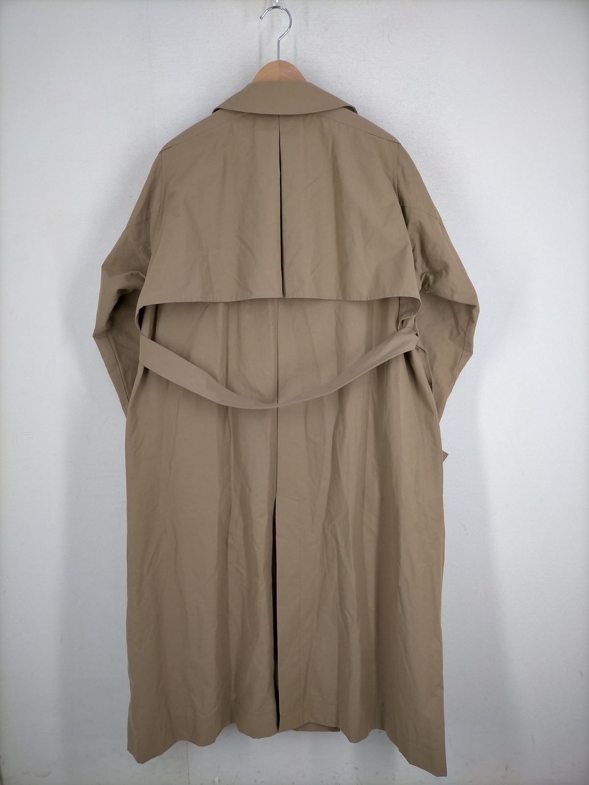 エミアトリエ emmi atelier 袖コンシャストレンチコート