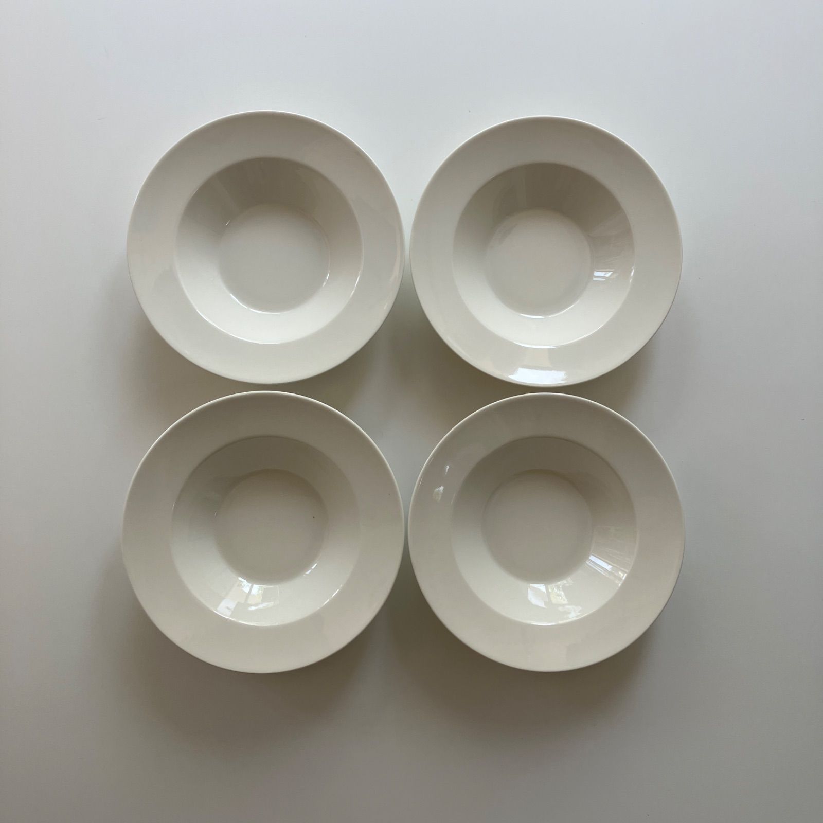 信頼 used アラビア ココ ディーププレート ホワイト 4枚 - メルカリ 食器