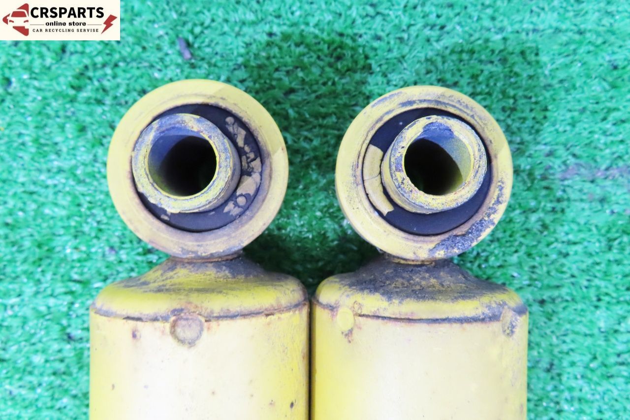 ダウンサス ストラット