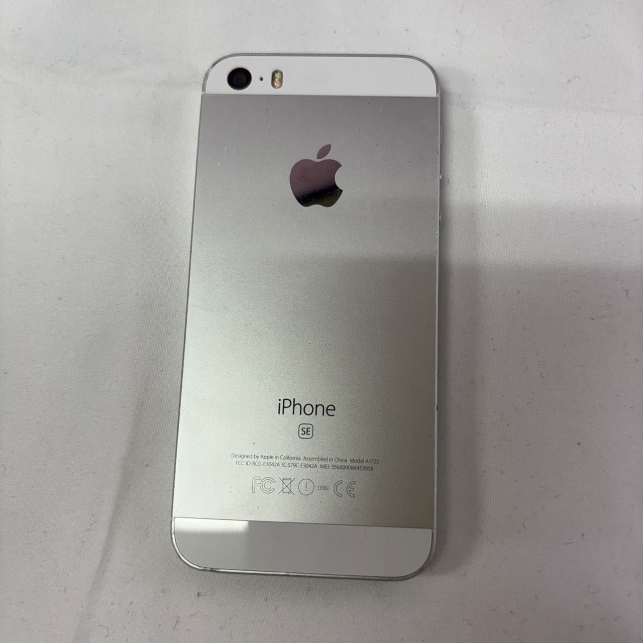 Apple iPhone SE 第一世代 シルバー simフリー ジャンク 85 - メルカリ