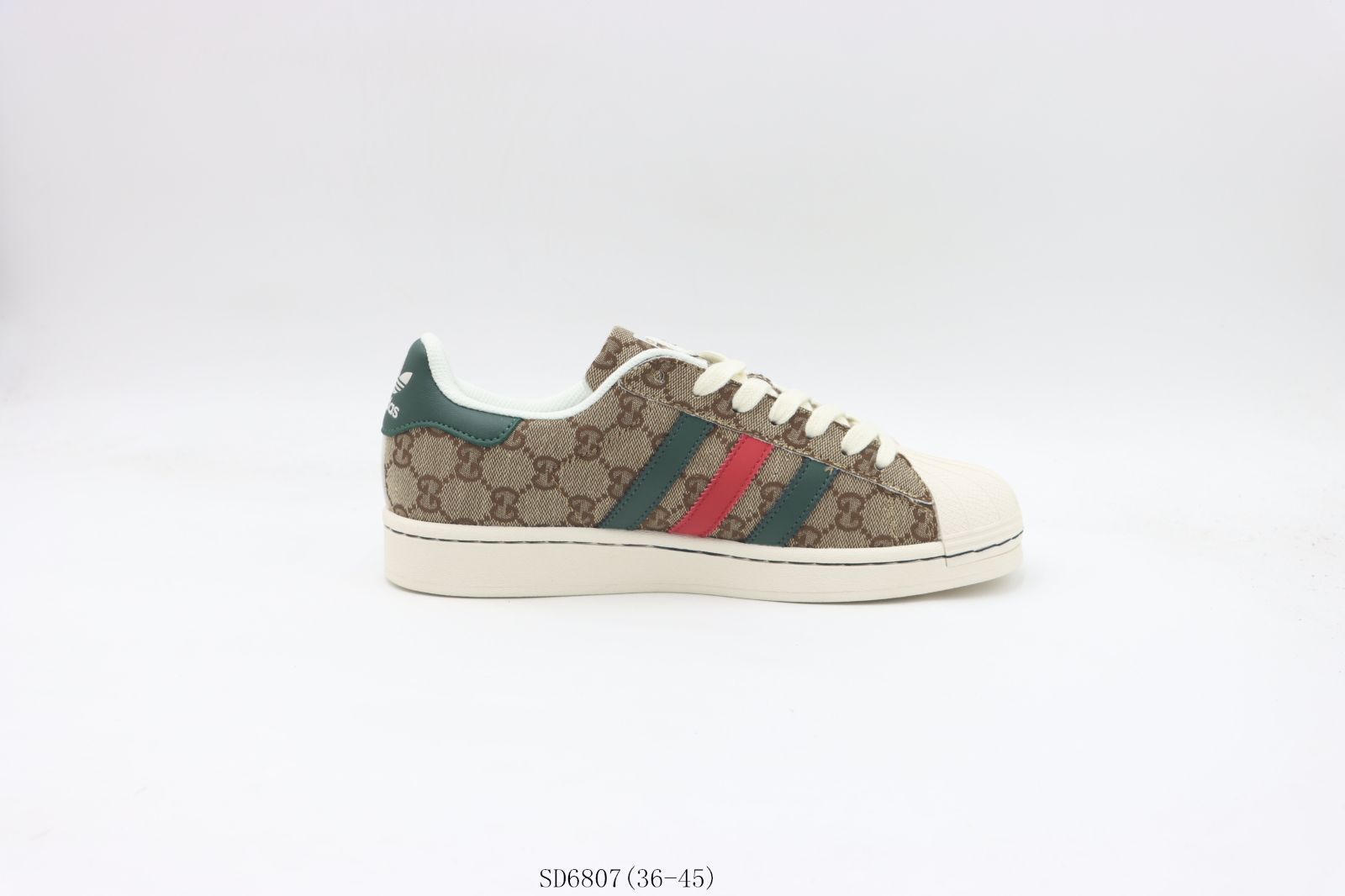 今日 Adidas アディダス クローバーシェルトゥースケートシューズ ブラウングリーングッチ SD6807-MM輸入1