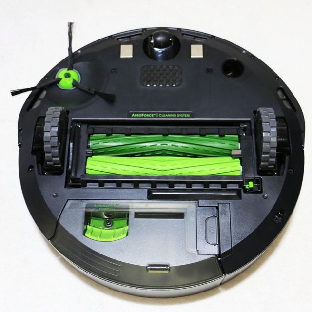 ROOMBA i3+ 新品　未使用 Amazon | ルンバ i3+ ロボット掃除機 アイロボット 自動ゴミ収集