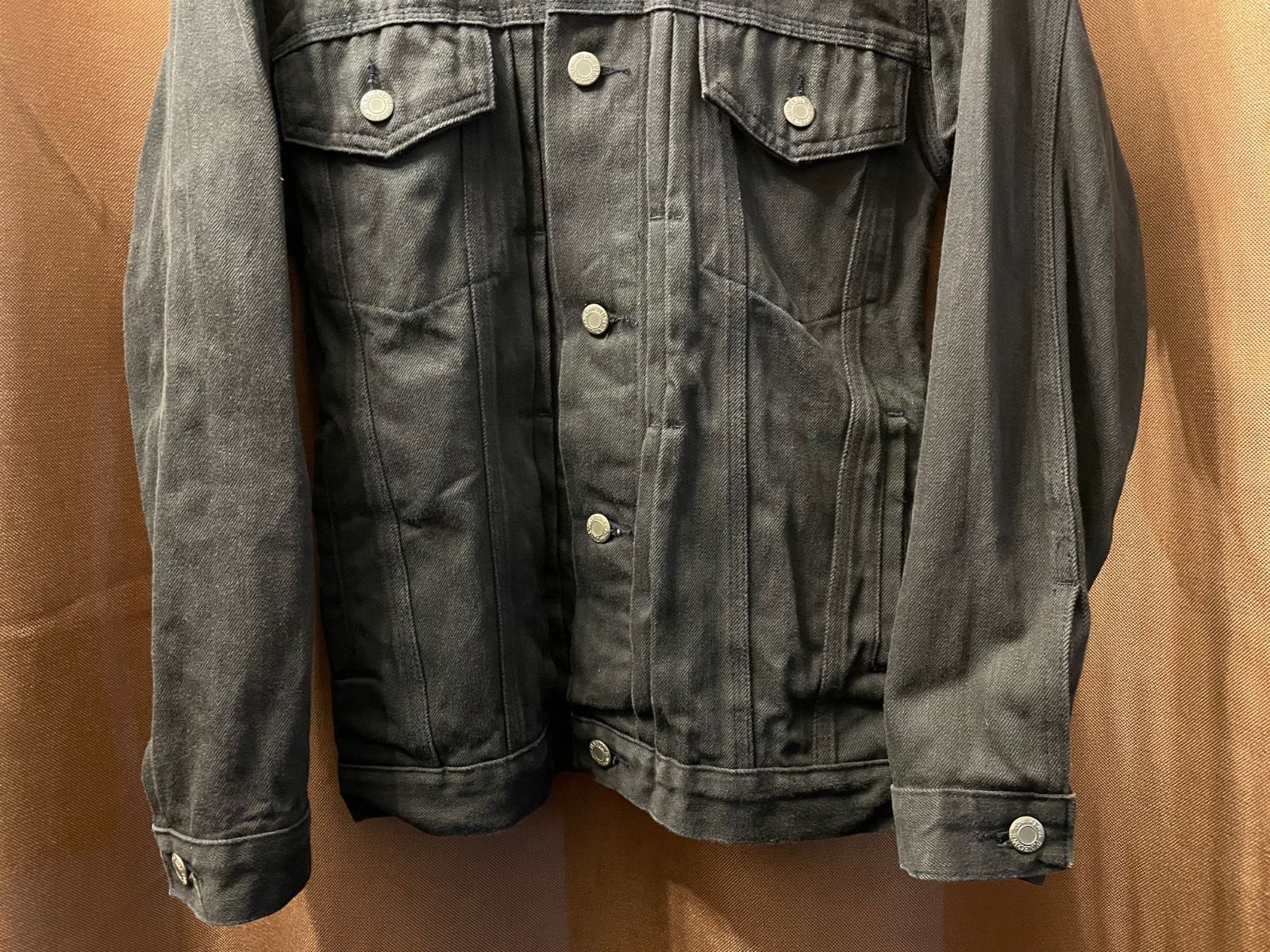 定価11万 名作・極美品 ICONレザー加工 BLACKデニムジャケット 48 定価11万 名作・美品 ICONレザー加工 BLACKデニムジャケット 48
