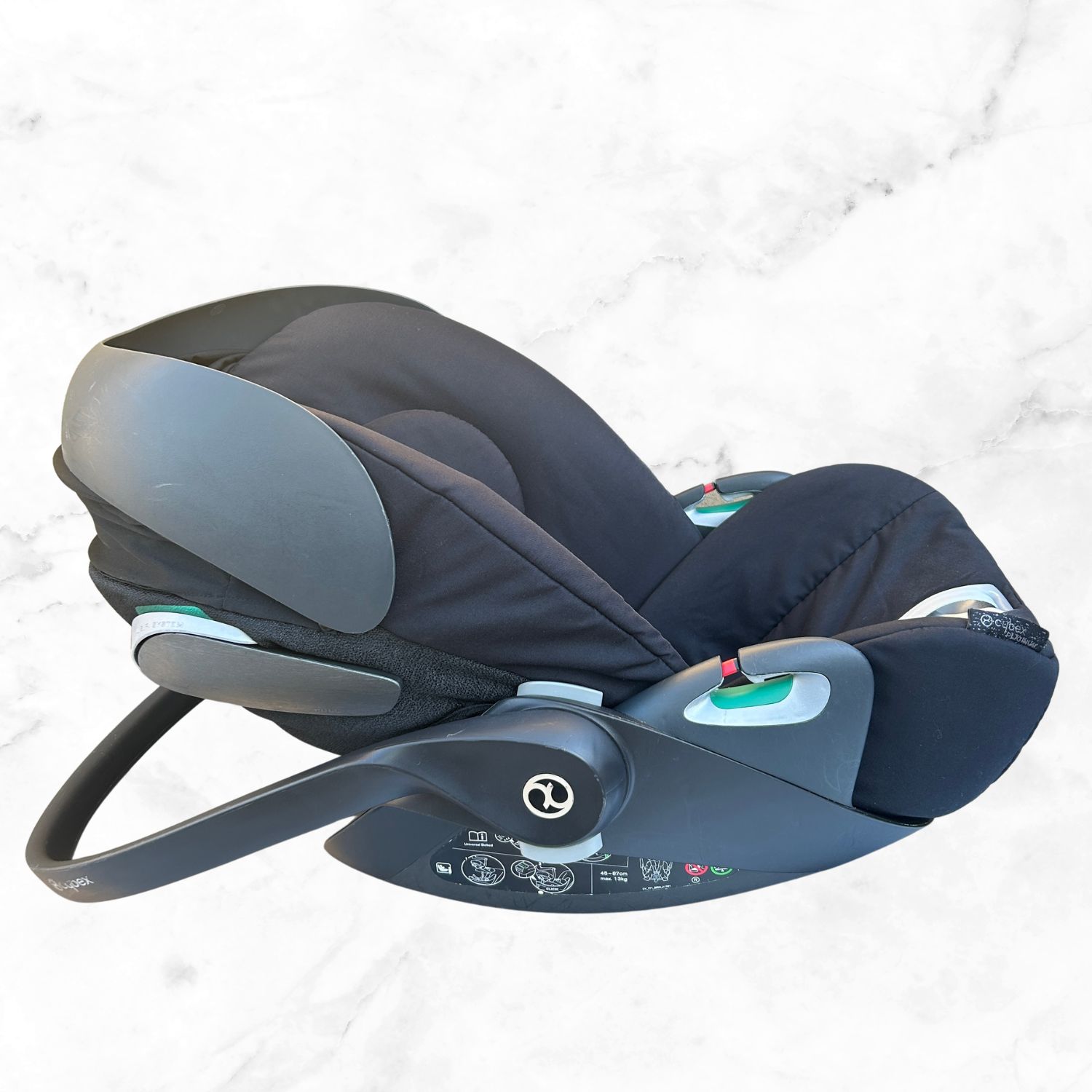 新生児から４歳頃まで ラクルベビー館