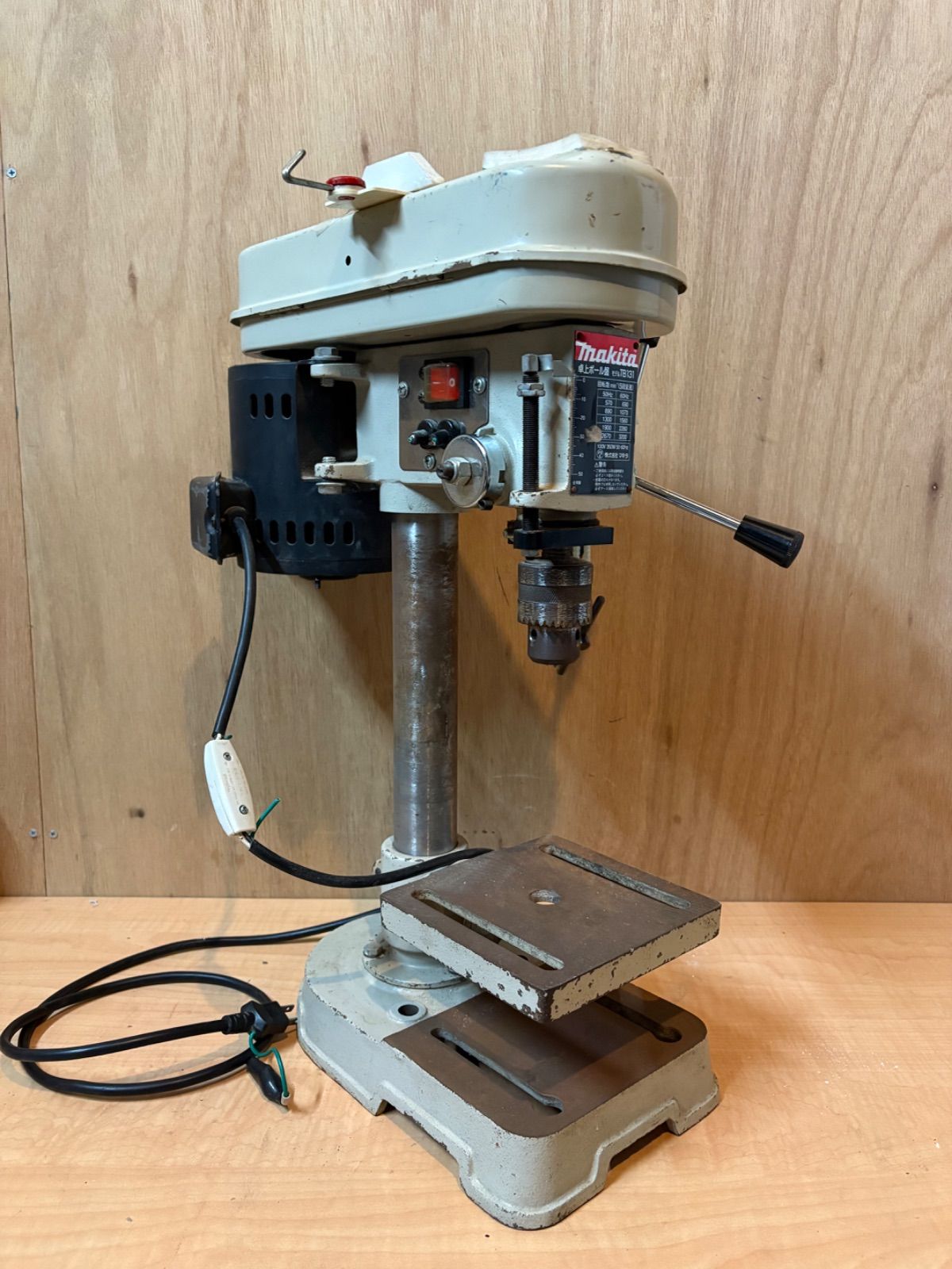 マキタ makita 卓上ボール盤 TB131