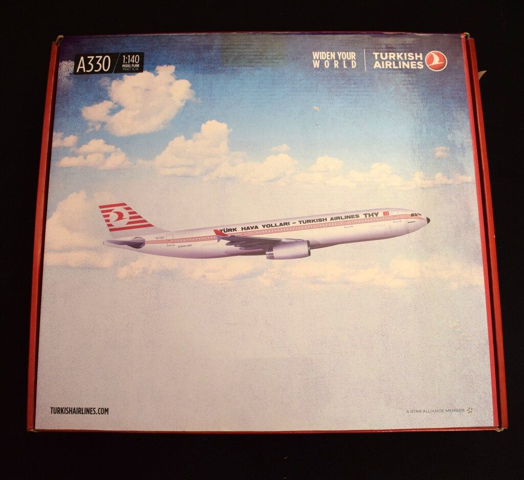 TURKISHAIRLINES 1|140 MODEL PLANE WIDEN YOUR WORLD TURKISH AIRLINES