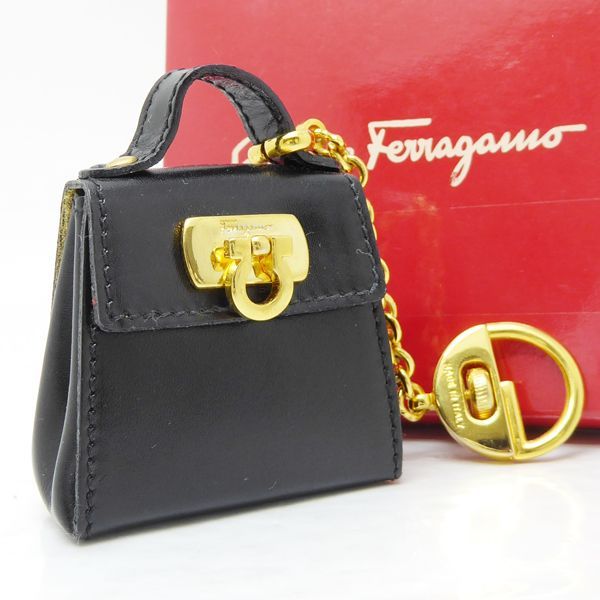 Salvatore Ferragamo ミニバッグ チャーム 22-5641 黒レザー 美品 箱付