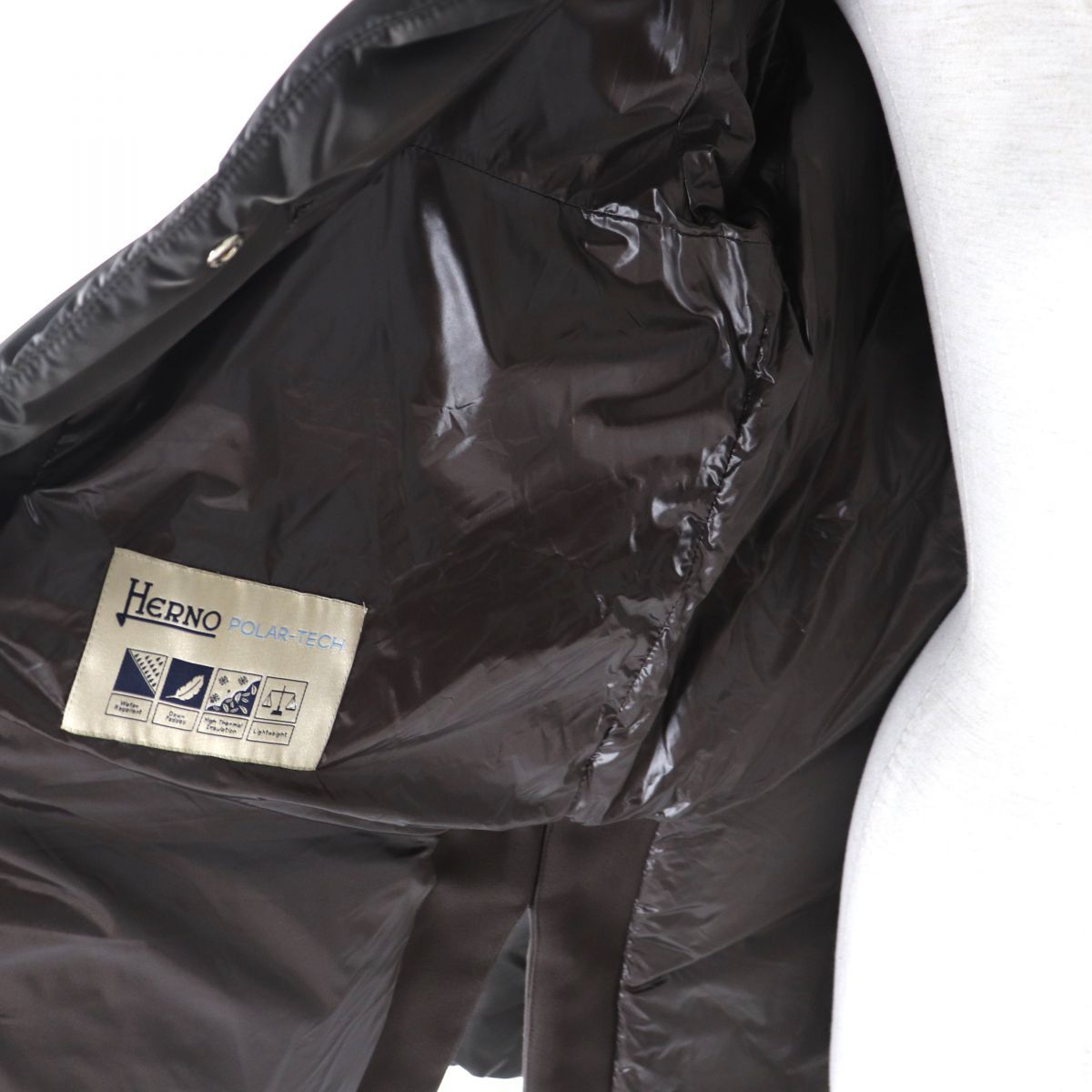 良品◎正規品 22年 HERNO ヘルノ PI001556D SATIN & CITY GLAMOUR 