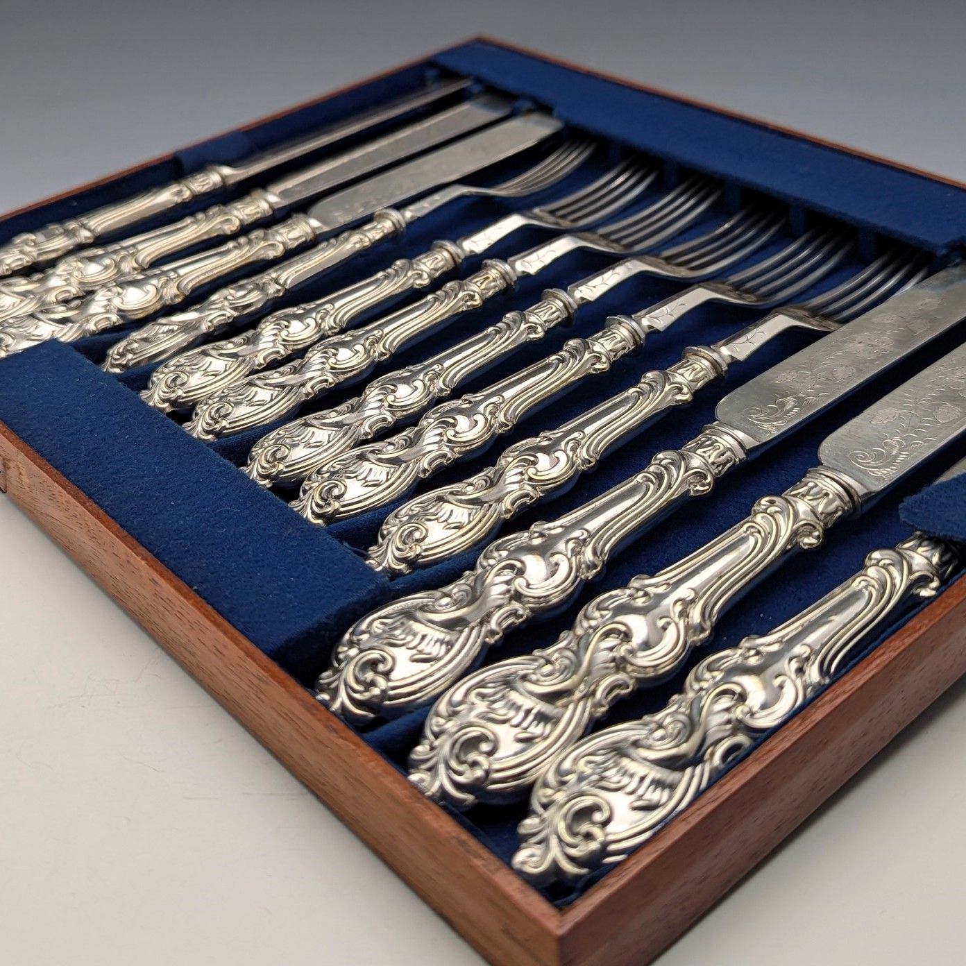 1882年 英国アンティーク シルバープレート カトラリー6ペアセット 彫刻ブレード Elkington 1882年 英国アンティーク シルバープレート カトラリー6ペア