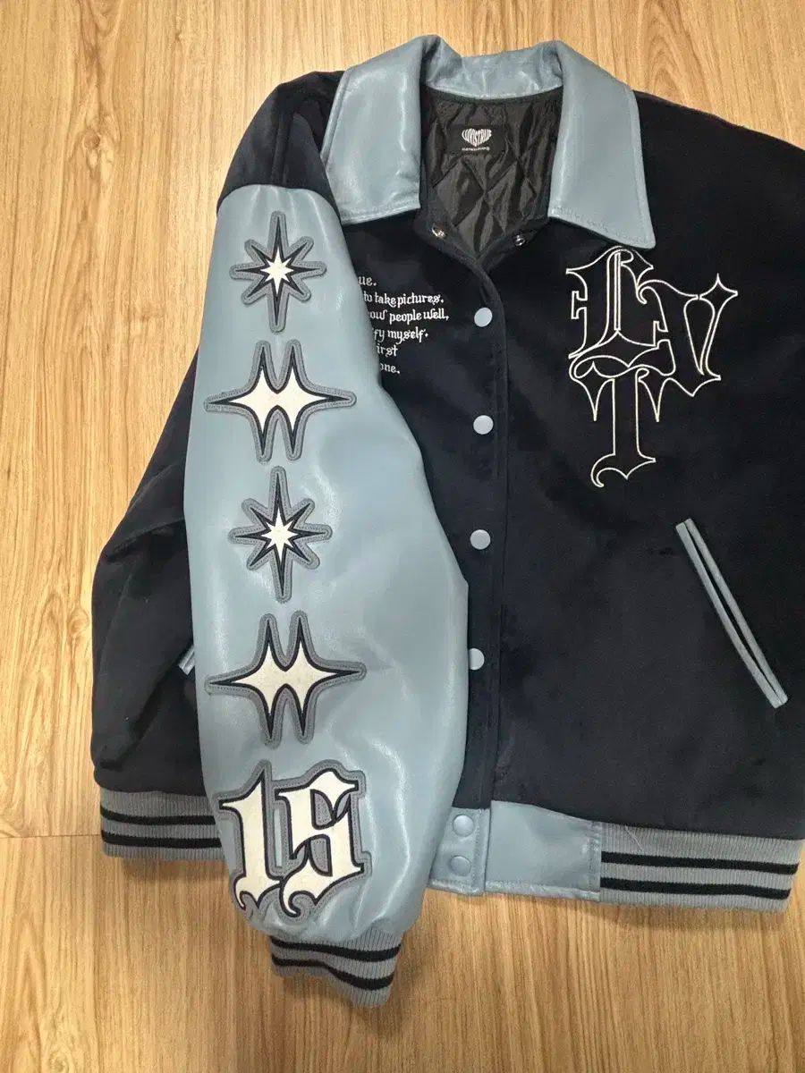 LUVISTRUE(ラブイズトゥルー) MZ LVT VARSITY JACKET ( BLUE