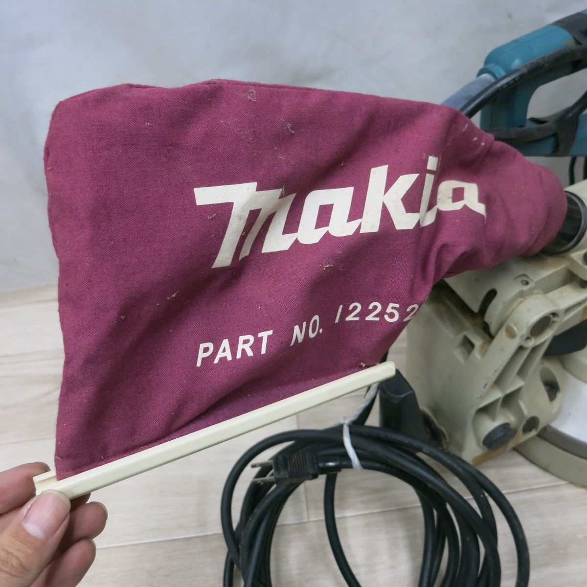 ◆マキタ 8型 卓上 マルノコ LS0830 電動 工具 切断機 210mm 216mm 100V 丸のこ コード式 丸鋸 makita◆ HRDEVELOPMENT_JP