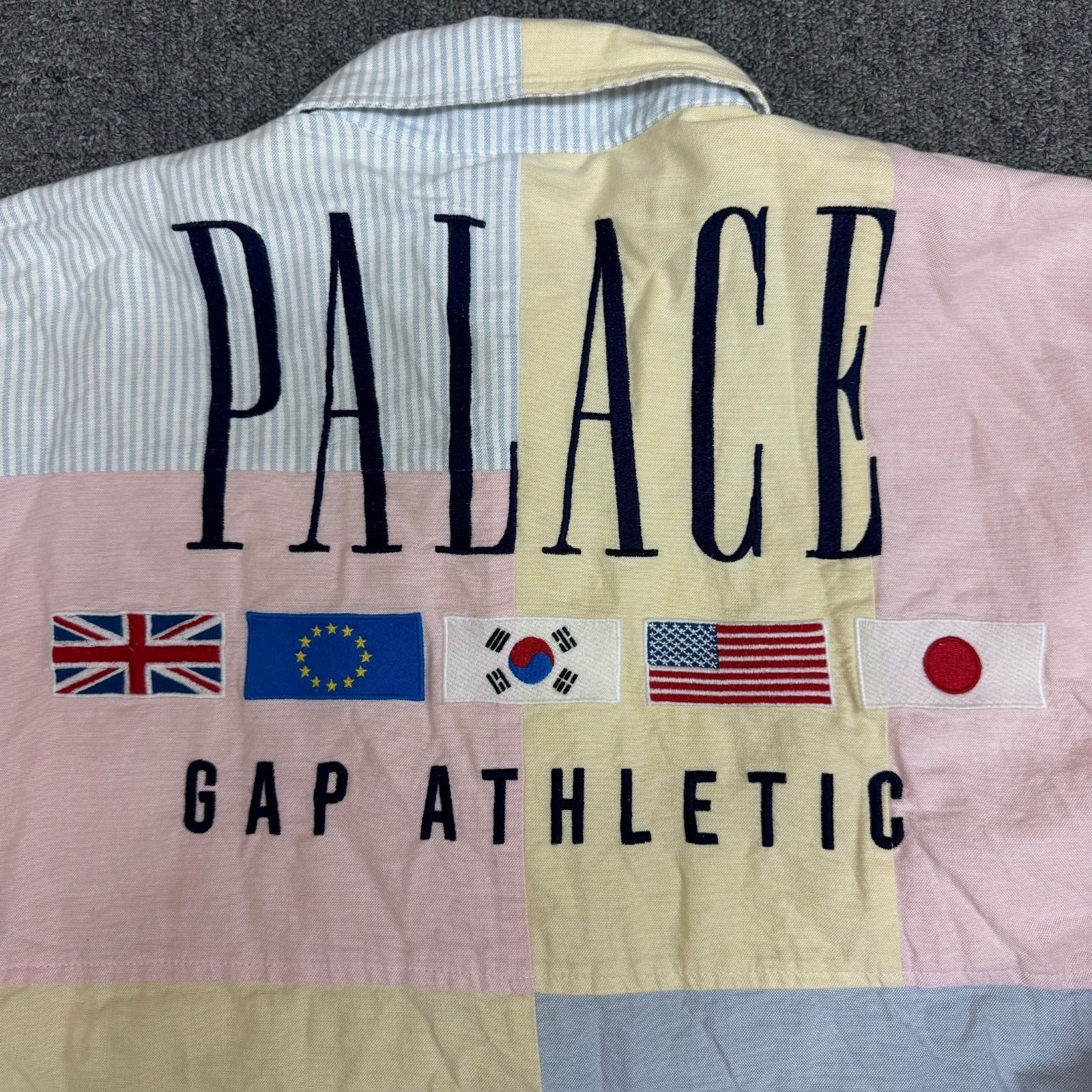 PALACE x Gap Oxford Drop Shoulder オックスフォード ドロップ PALACE x Gap Oxford Drop Shoulder オックスフォード ドロップ