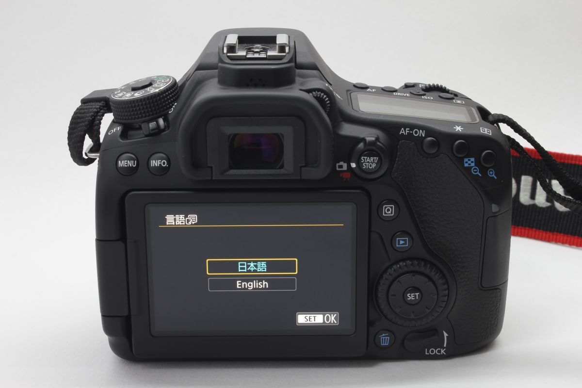ショット数5,300の極美品！ Canon EOS 80D レンズキット♪ ショット数5,300の極美品！ Canon EOS 80D レンズキット♪