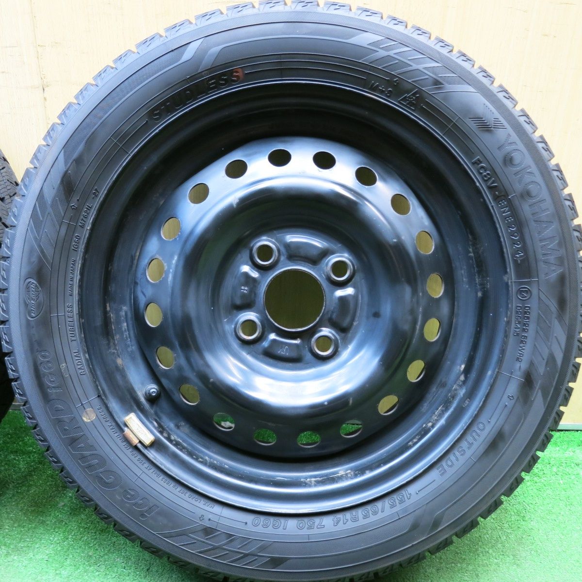 バリ溝 24年 9.5分 スタッドレス 155 65R14 ヨコハマ アイスガード iG60 スチール ホイール 14インチ PCD100 4H 5092805HAス