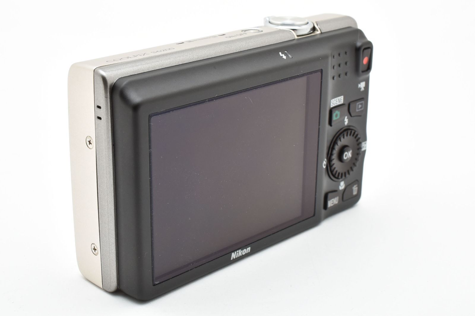 光学10倍ズーム搭載の人気デジカメ