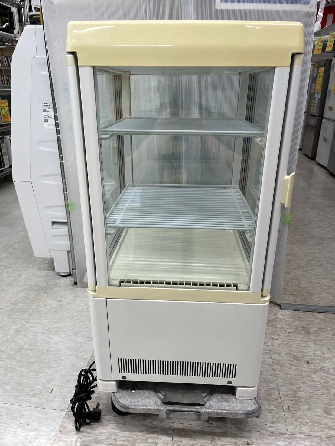 サンデンガラスショーケースAG-54XE 送料込み サンデン 冷蔵ショーケース AG-54XE 前後扉仕様 中古品 - メルカリ