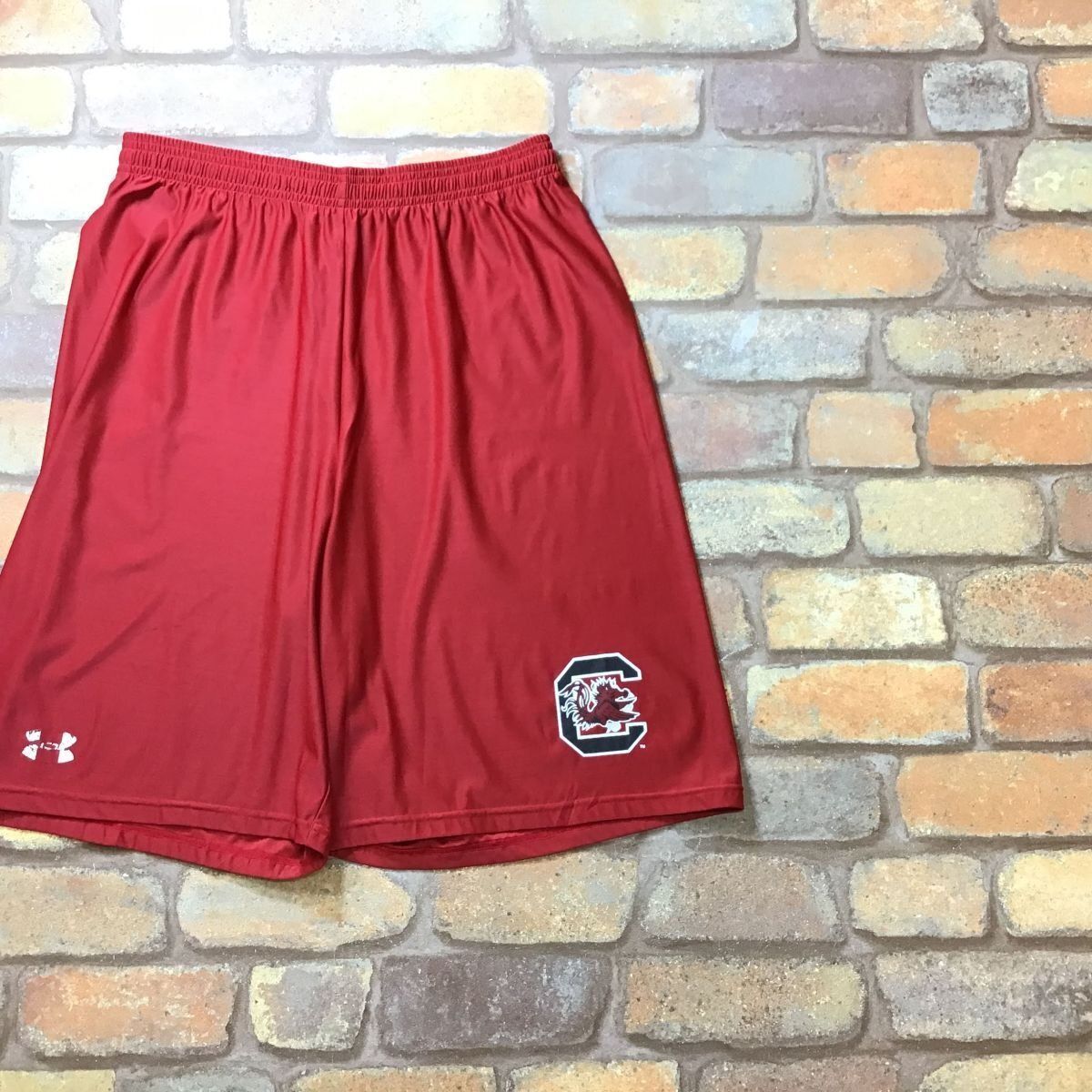 SP1-210★USA限定品★カレッジ物★【UNDER ARMOUR アンダーアーマー】サウスカロライナ大 ストレッチ ハーフパンツ【メンズ M】サッカー スポーツ USA古着 トレーニング ランニング