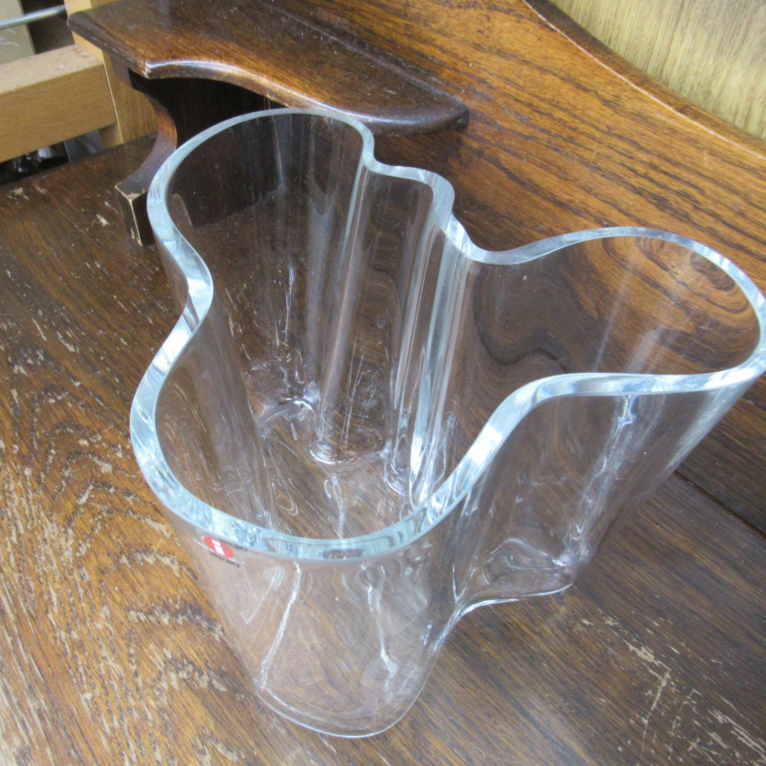 人気満点商品再入荷！ iittala イッタラ アルヴァ アアルト コレクション ベース 160mm クリア エキスパート藤沢辻堂店