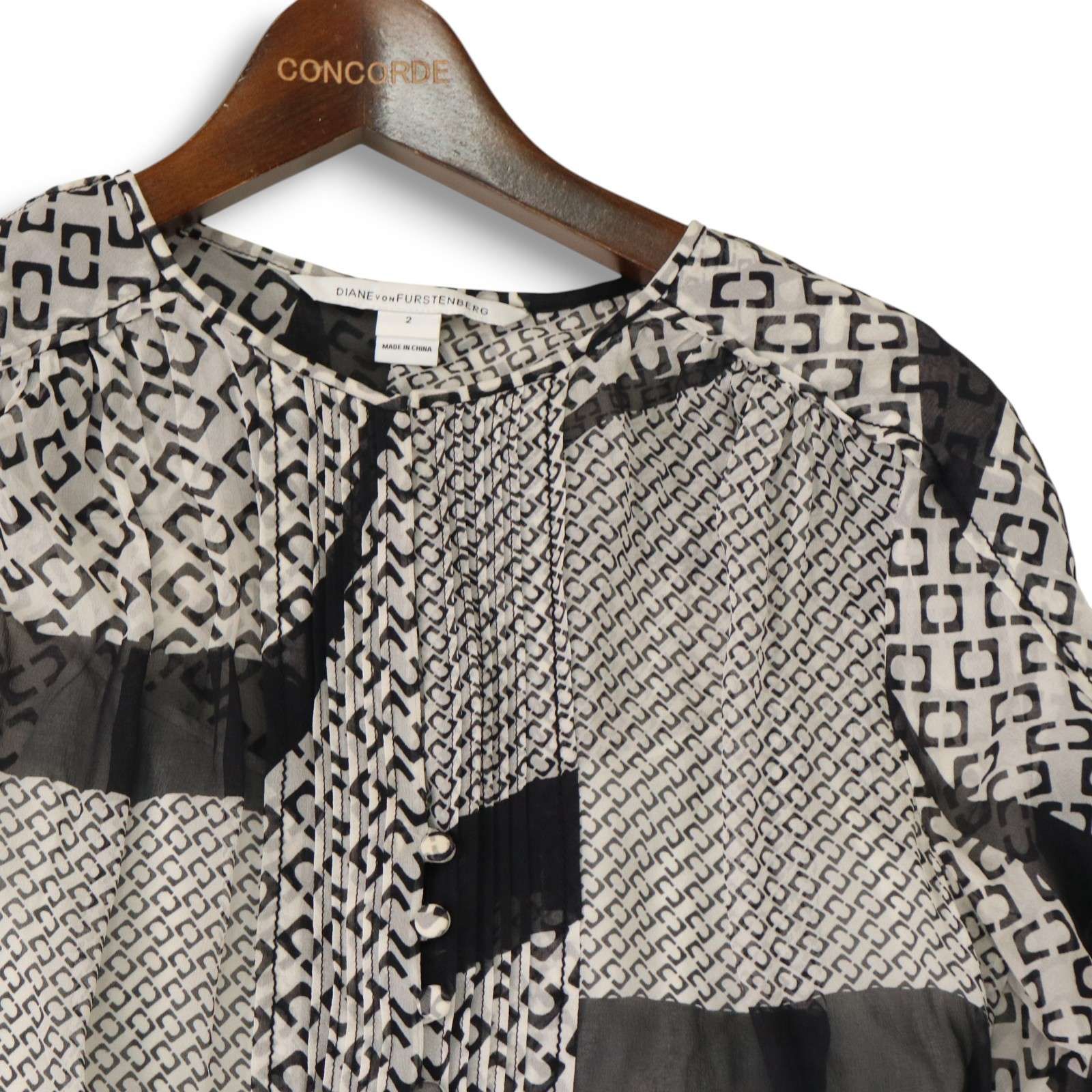 【近年モデル】【2】DIANE von FURSTENBERG シルクワンピース 近年モデル】【2】DIANE von FURSTENBERG シルクワンピース
