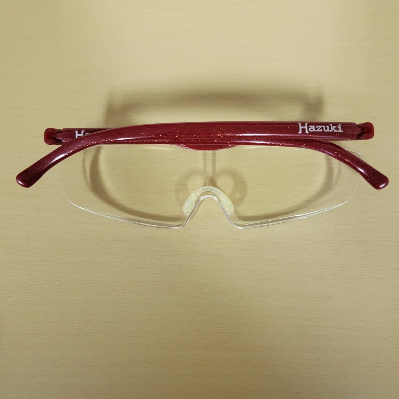 美品　ハズキルーペ　老眼鏡 1.6倍 赤　小物　メガネ　健康用品 ハズキルーペ HAZUKI 1.6倍 レッド 赤 メガネ 眼鏡 ルーペ 拡大