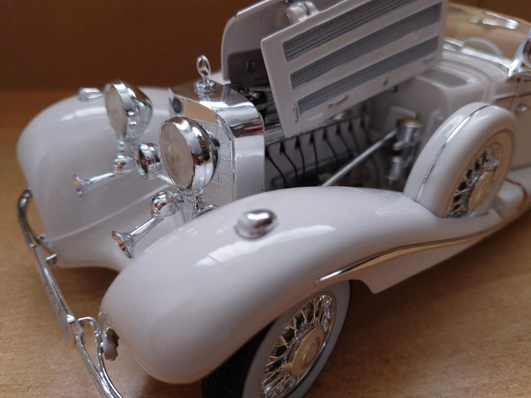 1/18 メルセデスベンツ500K 白 Specialroadster1936 - メルカリ