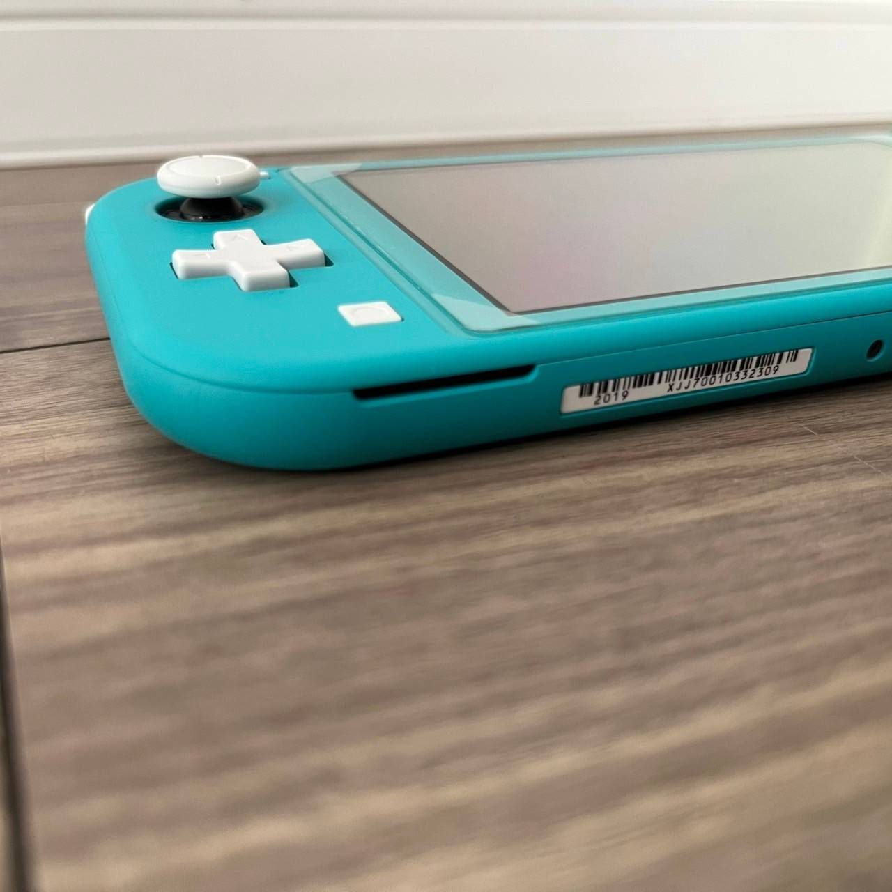 Nintendo Switchエメラルドグリーン