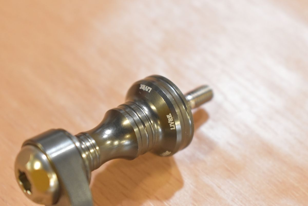 LightArm58 EF30ノブ LIVRE(リブレ) リール 【通販モノタロウ】 Light