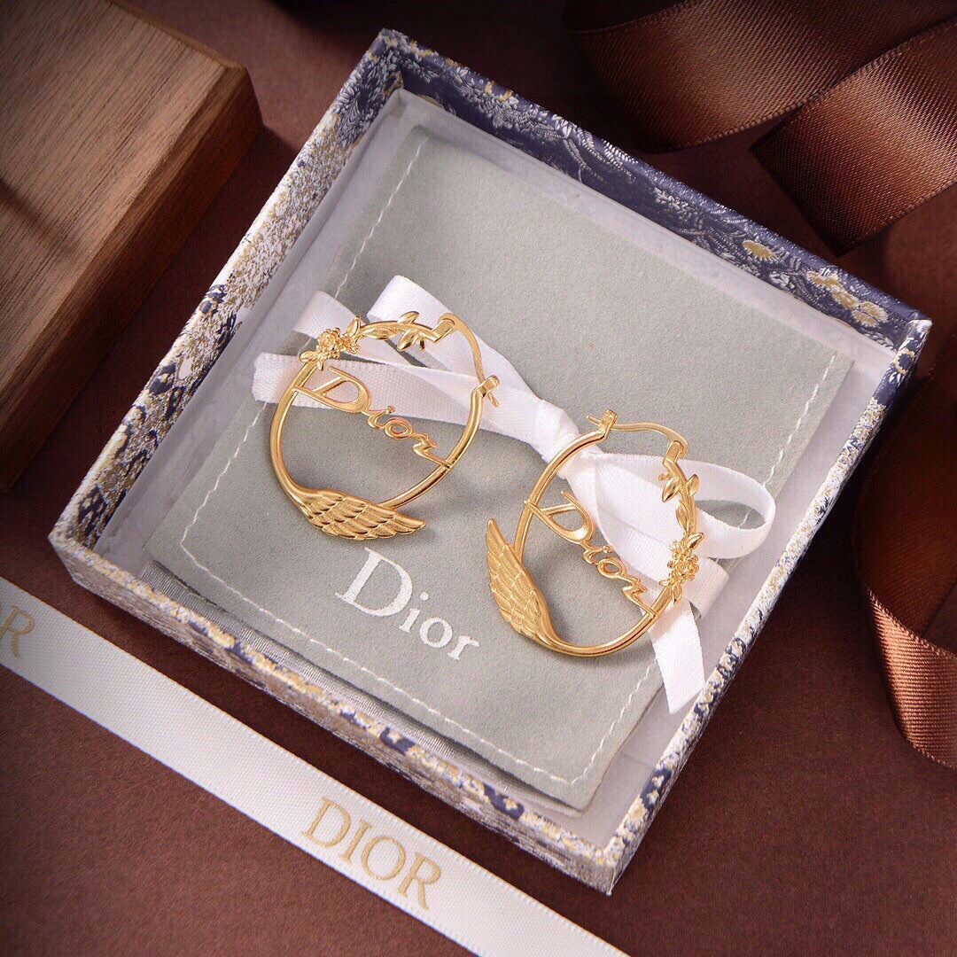 【新品未使用】Dior ディオール ウィングデザインゴールドピアス