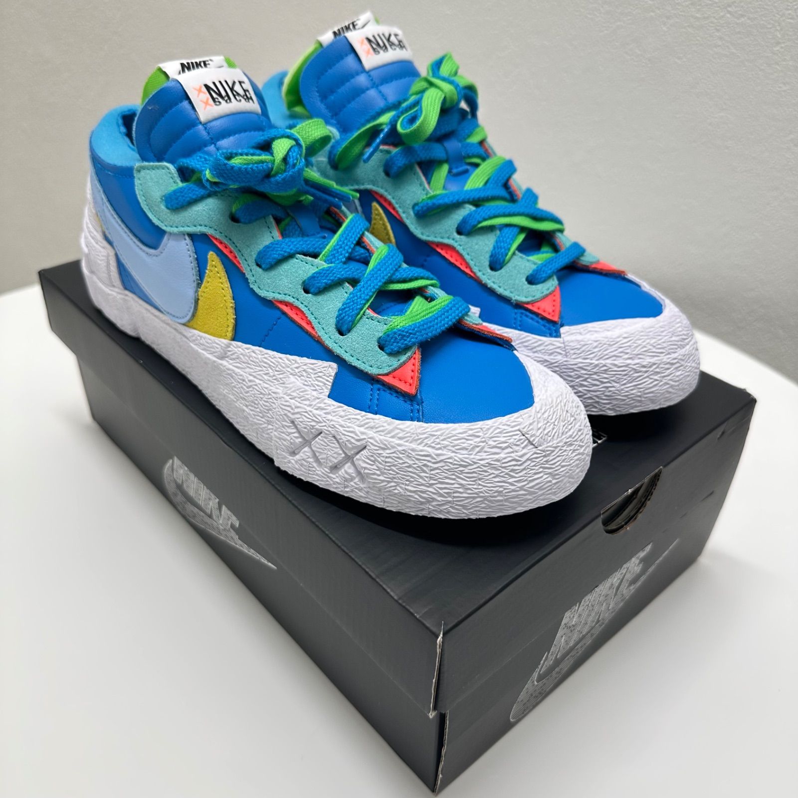 KAWS × sacai × Nike カウズ × サカイ × ナイキ Blazer Low 