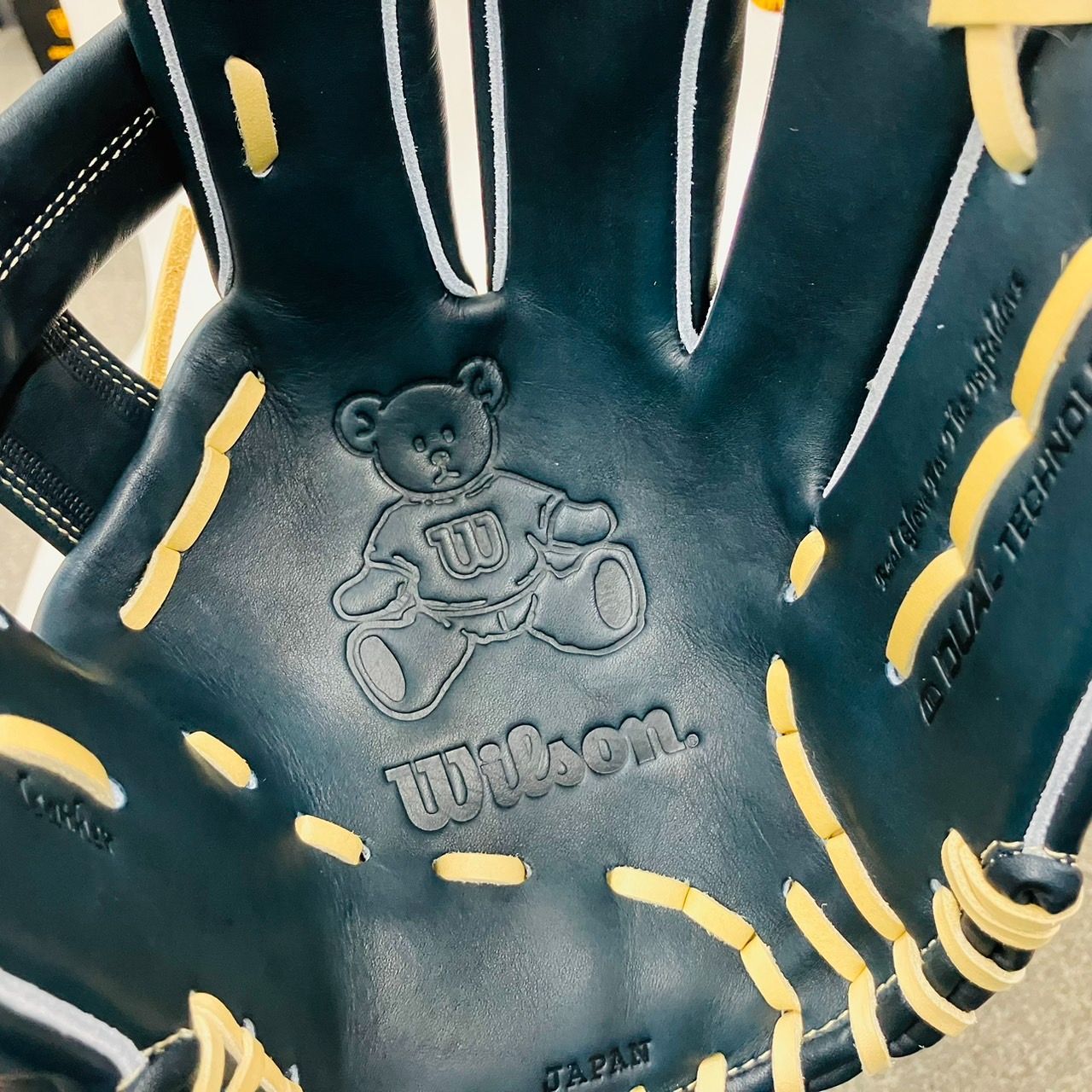 Wilson ウイルソン ウイルソンスタッフ WBW102301 硬式用 内野手用 27 