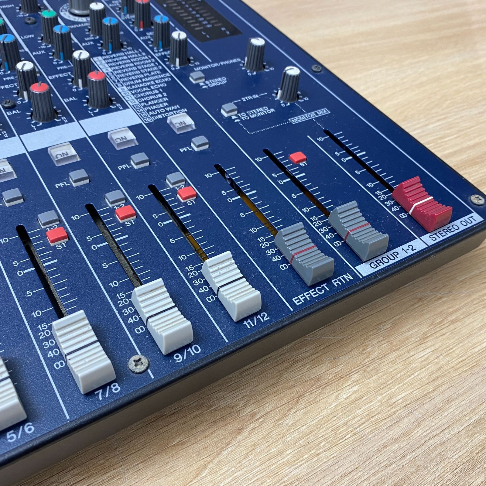 ジャンク YAMAHA ミキシングコンソール MG124CX