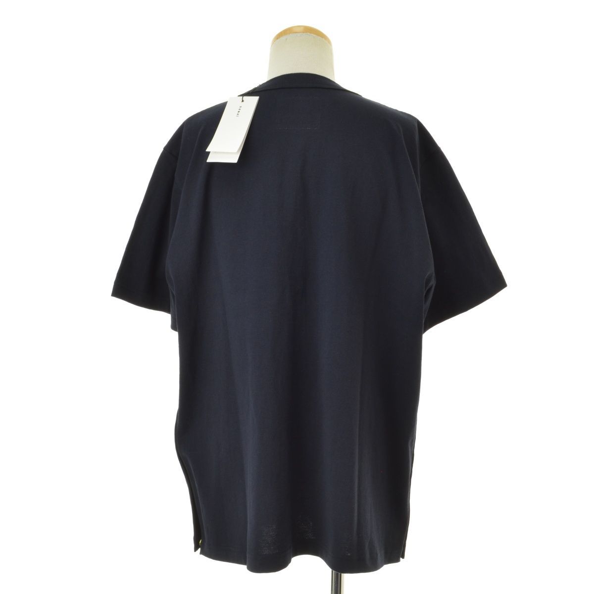 トップス sacai Carhartt WIP T-shirt 23-0557s Navy sacai carhartt WIP T-shirt 23-0557S Navy Sacai 23AW × Carhartt WIP
